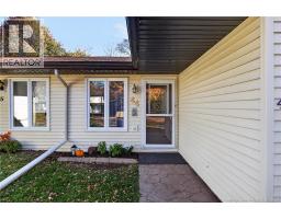 44 Wallace Court, photo 4