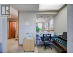 137 Sheppard Avenue E, Toronto, ON M2N3A6 Photo 11