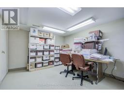137 Sheppard Avenue E, Toronto, ON M2N3A6 Photo 39