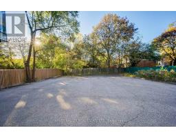 137 Sheppard Avenue E, Toronto, ON M2N3A6 Photo 49