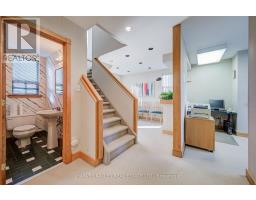 137 Sheppard Avenue E, Toronto, ON M2N3A6 Photo 9