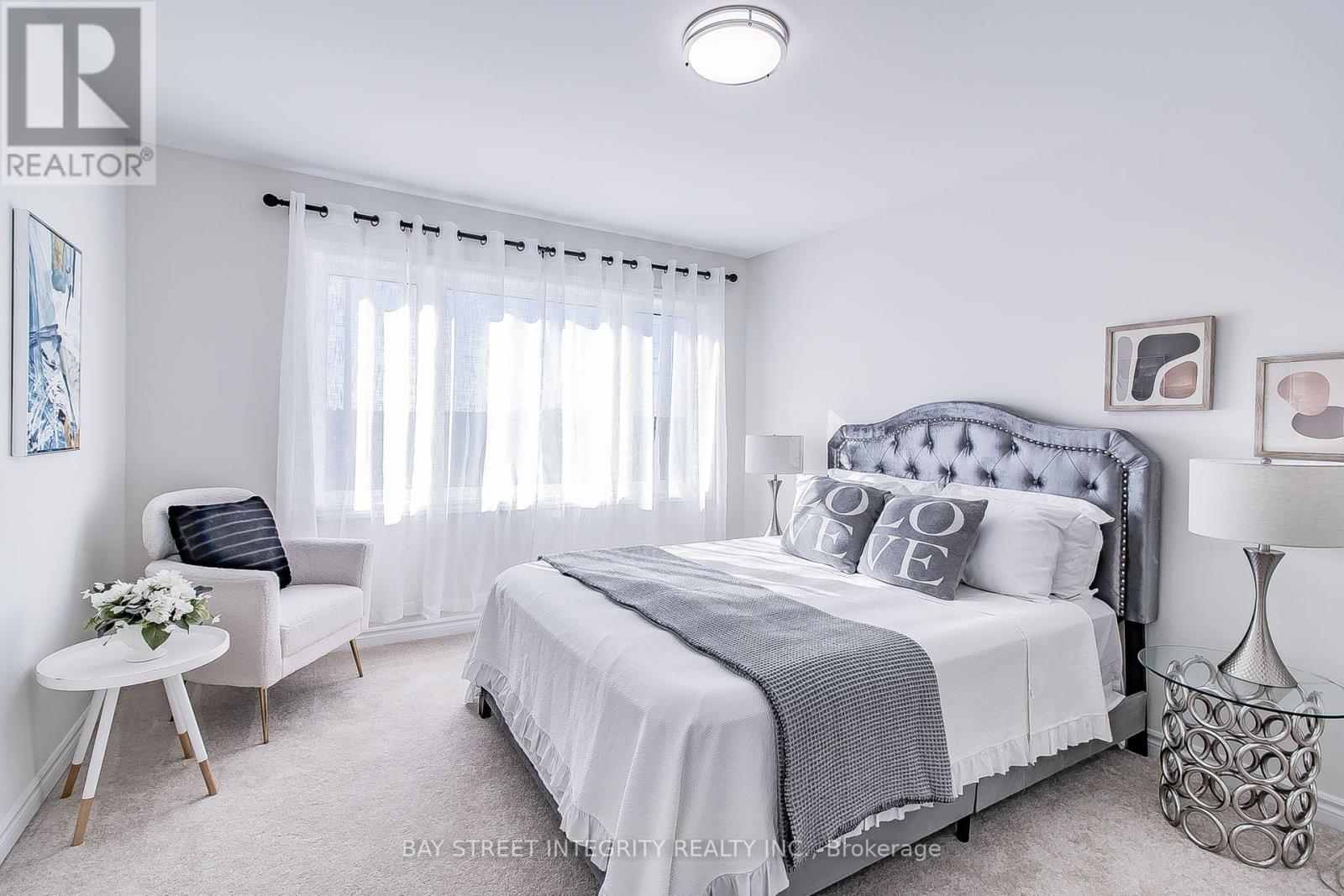 62 Lockyer Drive, Whitby, ON photo 12