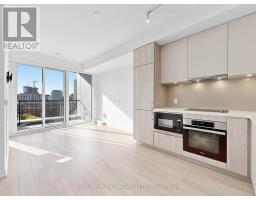 816 - 158 Front Street E, Toronto, ON M5A0K9 Photo 9