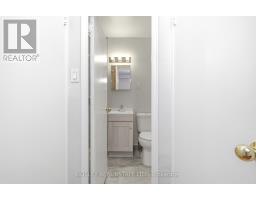 805 - 85 Lawton Boulevard, Toronto, ON M4V1Z7 Photo 10