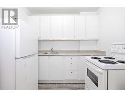 805 - 85 Lawton Boulevard, Toronto, ON M4V1Z7 Photo 8