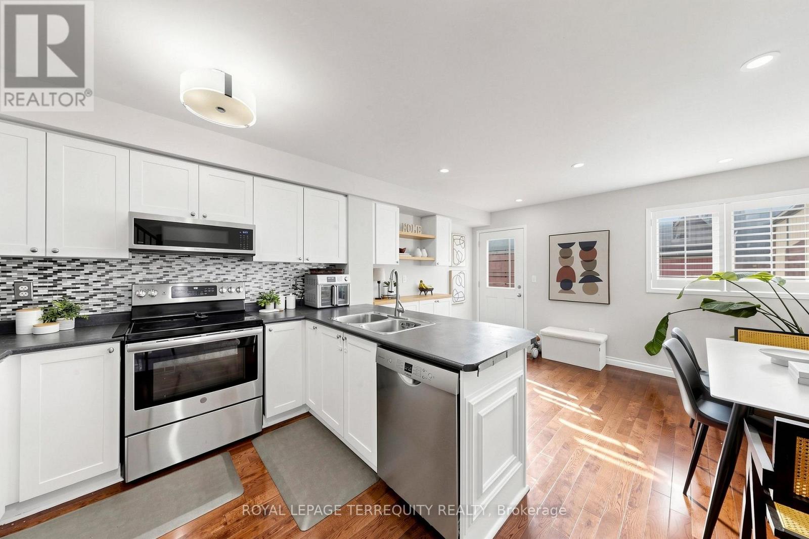 50- 735 Sheppard Avenue, Pickering, ON photo 12