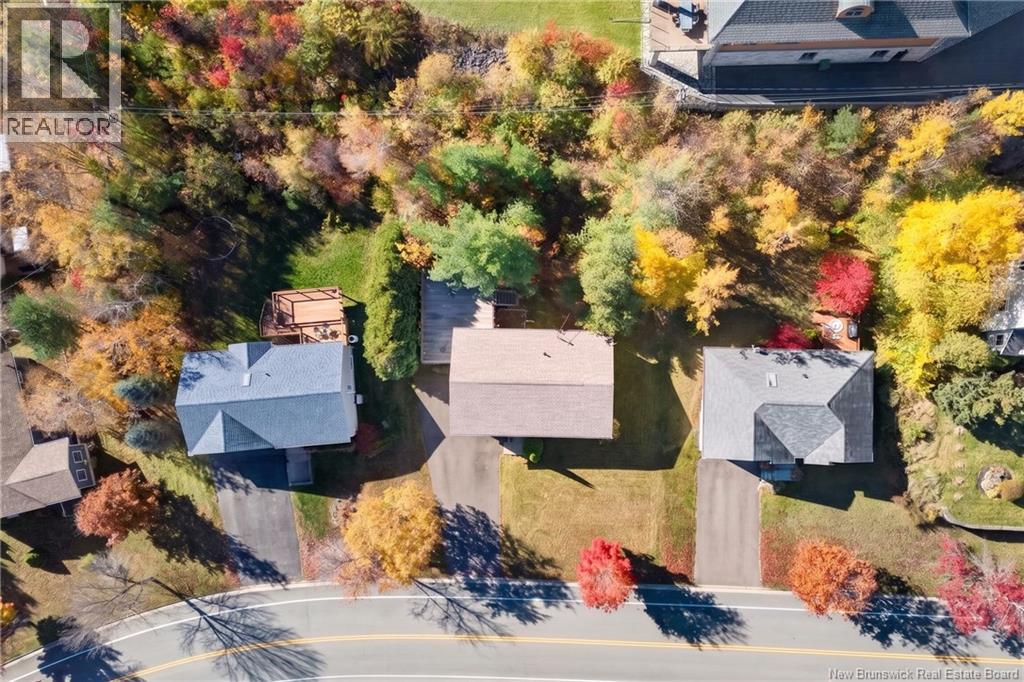 372 Kimble Drive photo 5