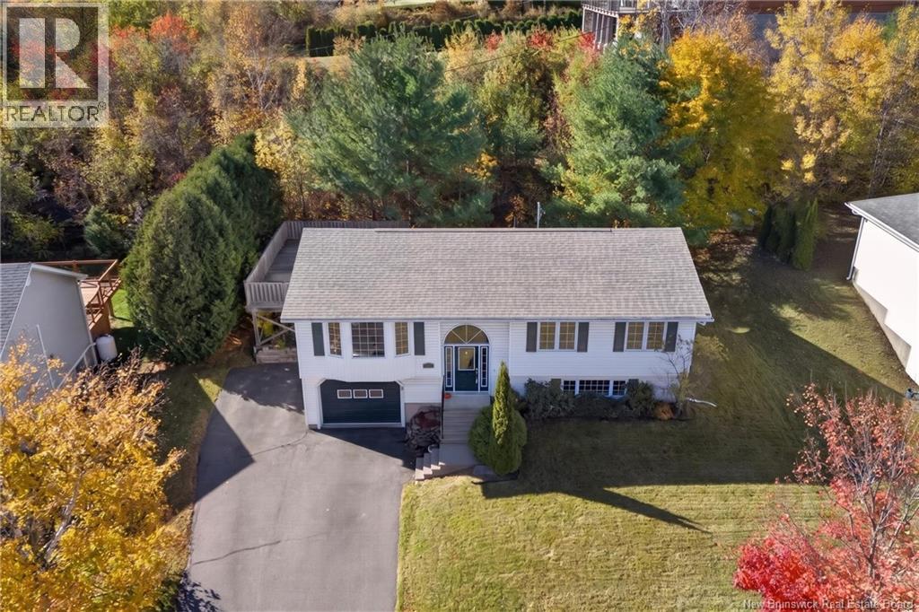 372 Kimble Drive photo 4
