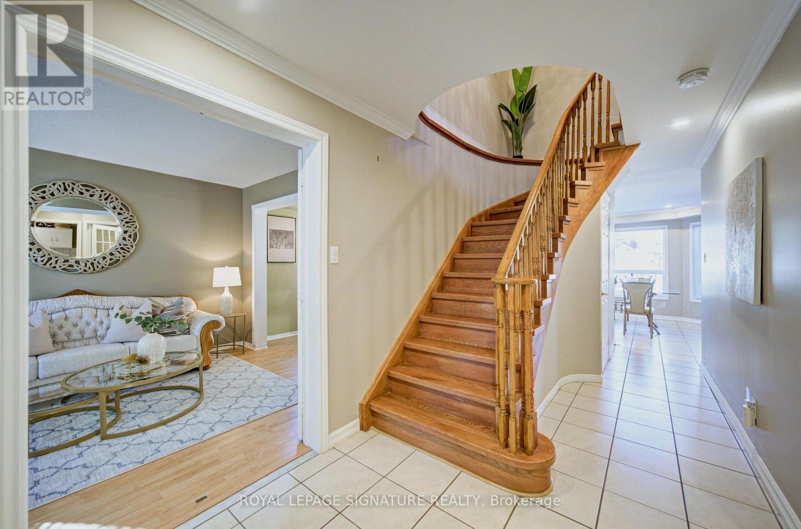 1180 Oriole Crescent, Innisfil, ON photo 6