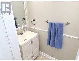 Bedroom 2 - 58 - 19 Foxchase Avenue, Vaughan, ON L4L9N1 Photo 6