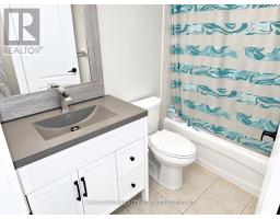58 - 19 Foxchase Avenue, Vaughan, ON L4L9N1 Photo 9