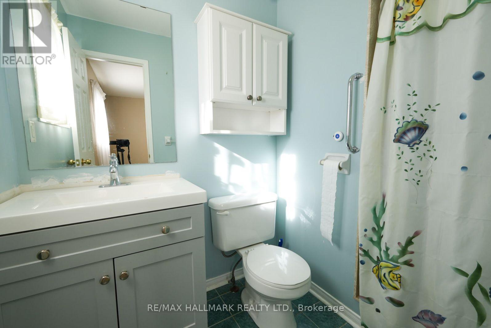 1968 Romina Court, Innisfil, ON photo 10