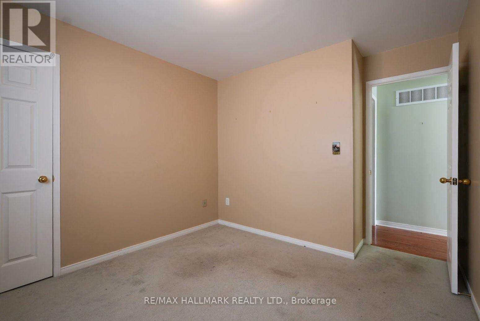 1968 Romina Court, Innisfil, ON photo 15