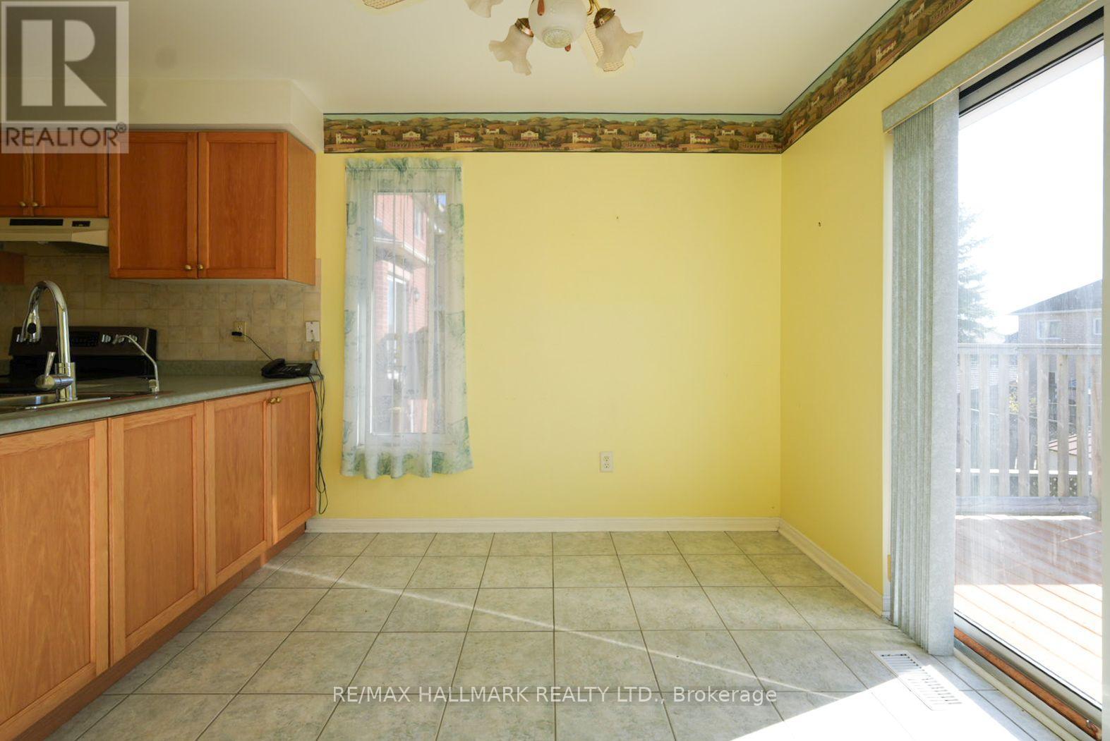 1968 Romina Court, Innisfil, ON photo 7