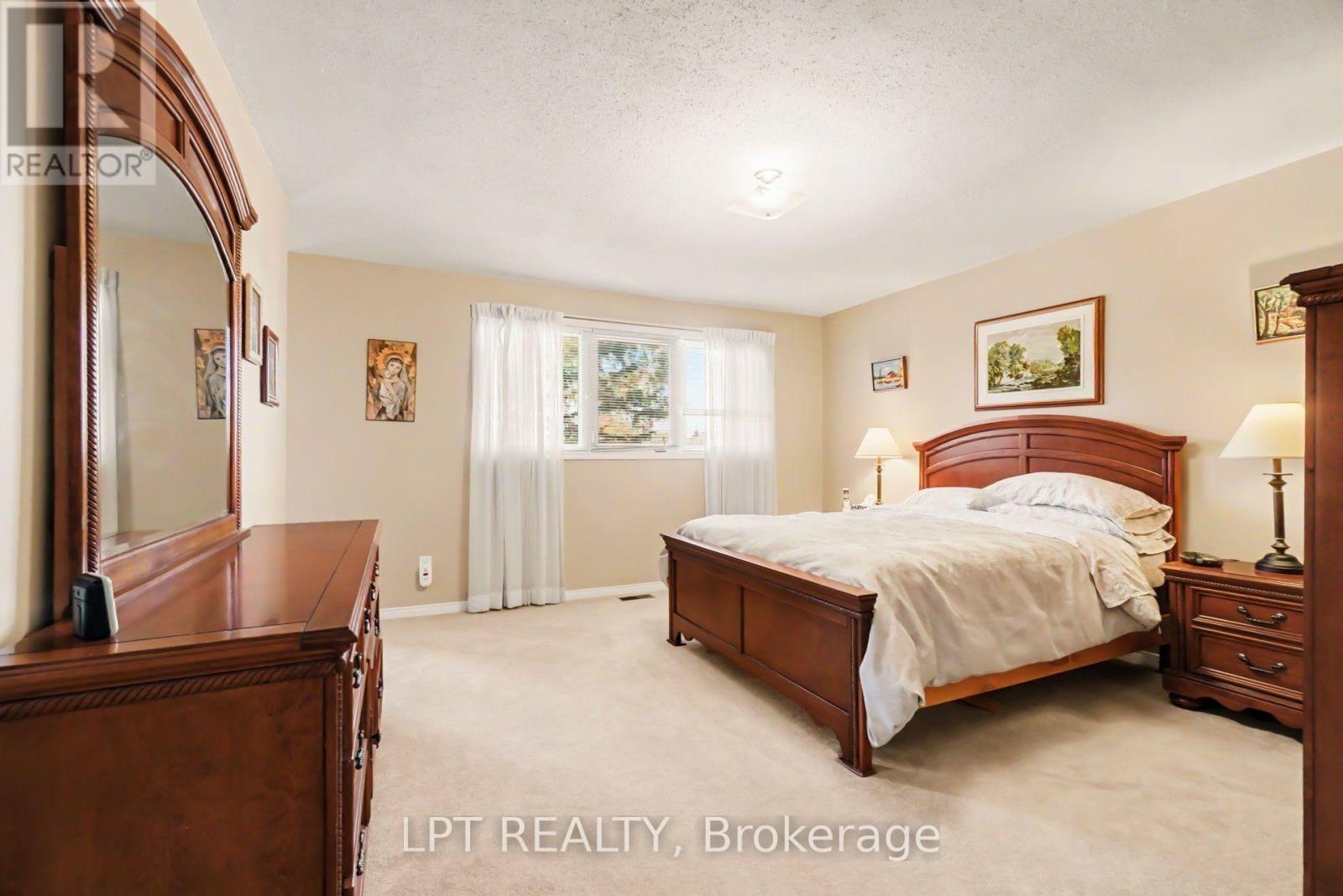 24 BELLEVIEW DRIVE - 21