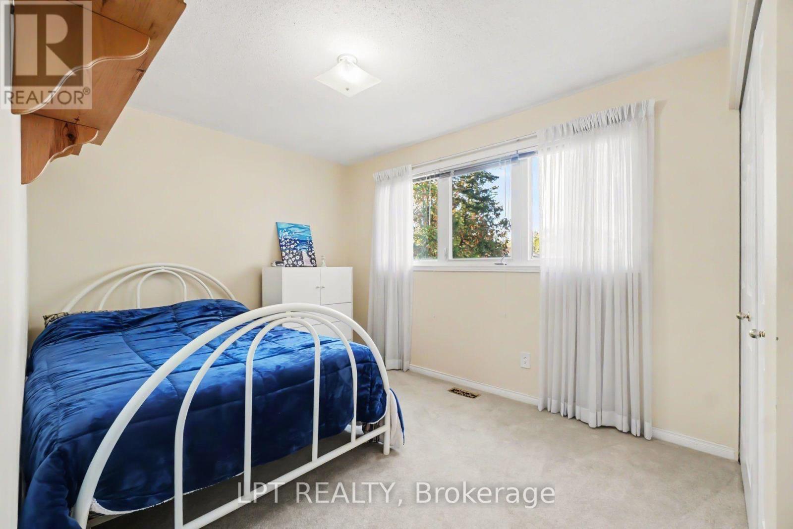 24 BELLEVIEW DRIVE - 27