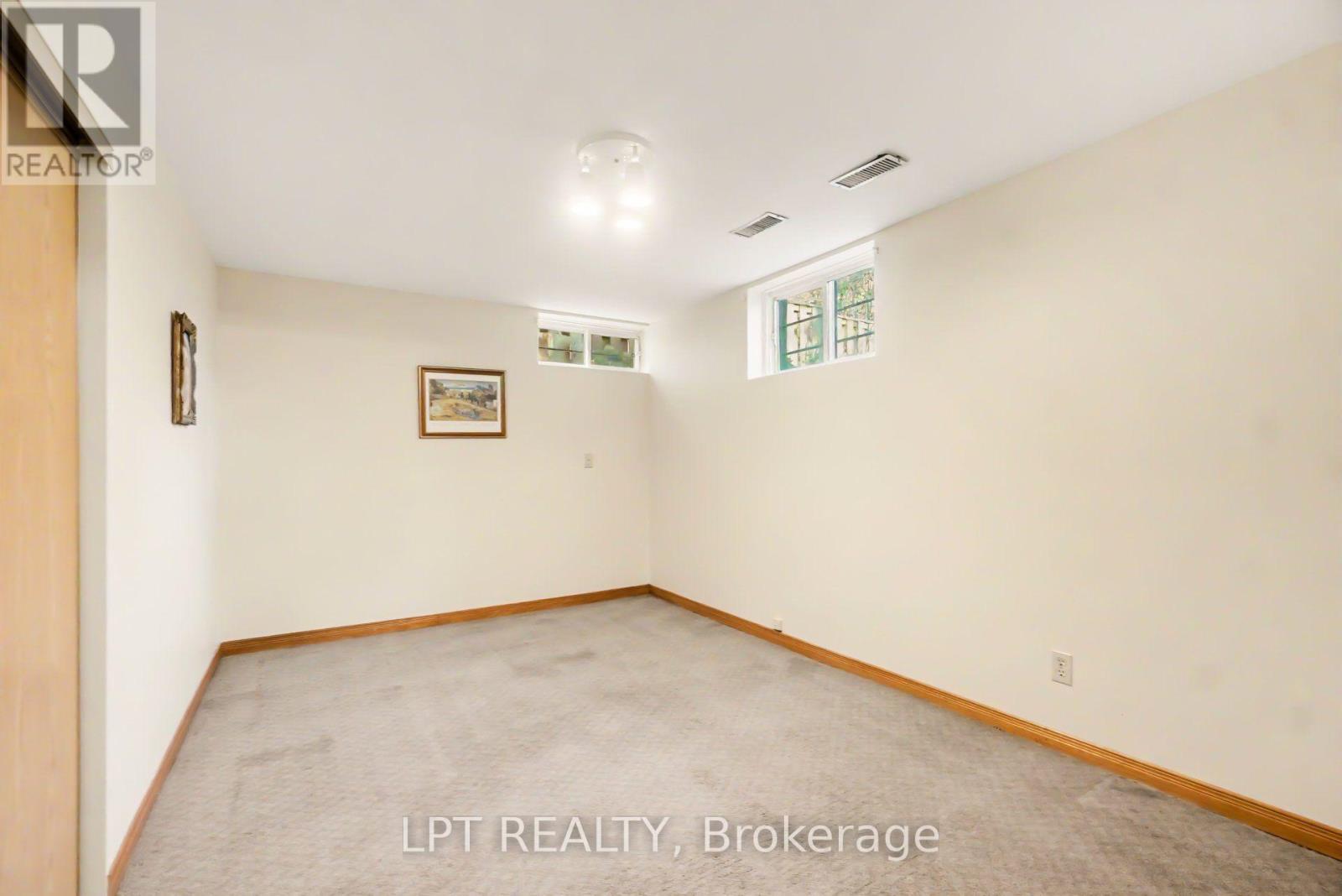 24 BELLEVIEW DRIVE - 29