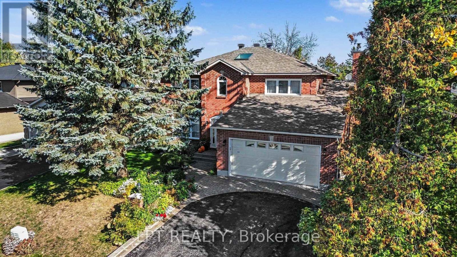 24 BELLEVIEW DRIVE - 3