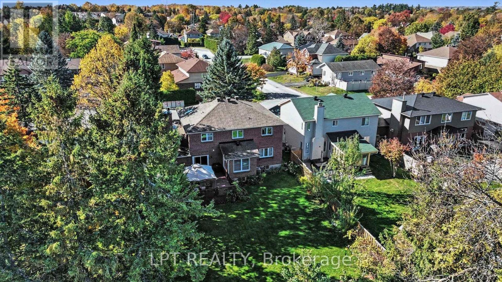 24 BELLEVIEW DRIVE - 36