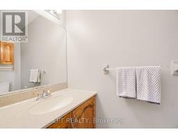 24 Belleview Drive, Ottawa, ON K2L1W3 Photo 18