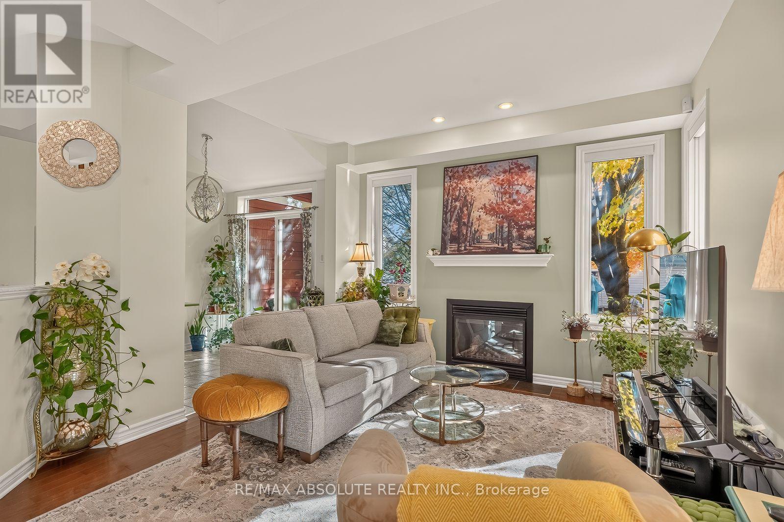 3 Bed, 3 Bath Townhouse for Sale in Ottawa – 103 EVELYN POWERS PRIVATE, Ottawa – MLS# X14105620 - Image 14