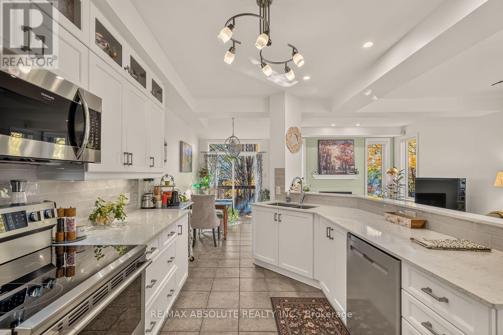 3 Bed, 3 Bath Townhouse for Sale in Ottawa – 103 EVELYN POWERS PRIVATE, Ottawa – MLS# X14105620 - Image 21