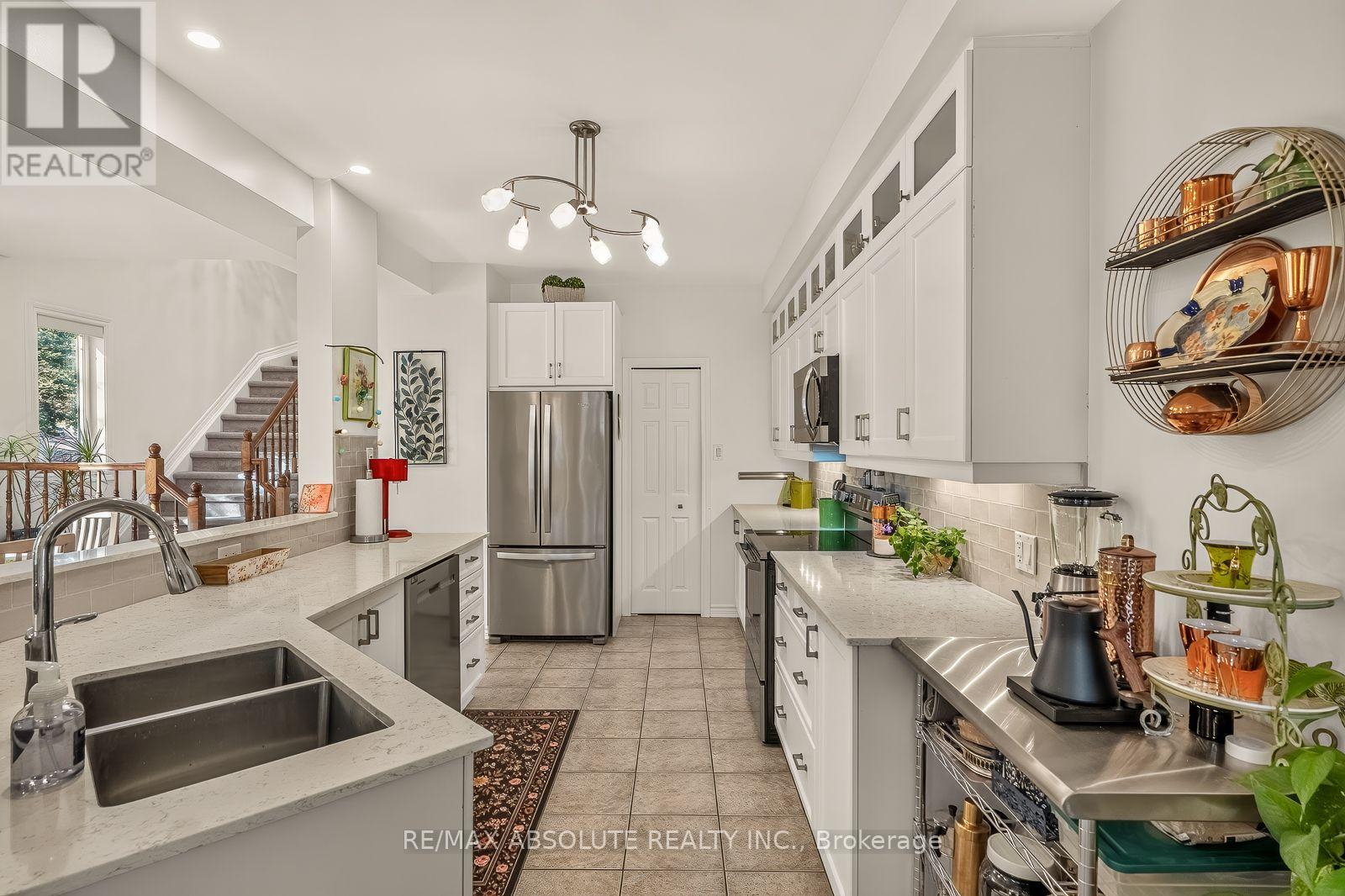 3 Bed, 3 Bath Townhouse for Sale in Ottawa – 103 EVELYN POWERS PRIVATE, Ottawa – MLS# X14105620 - Image 23