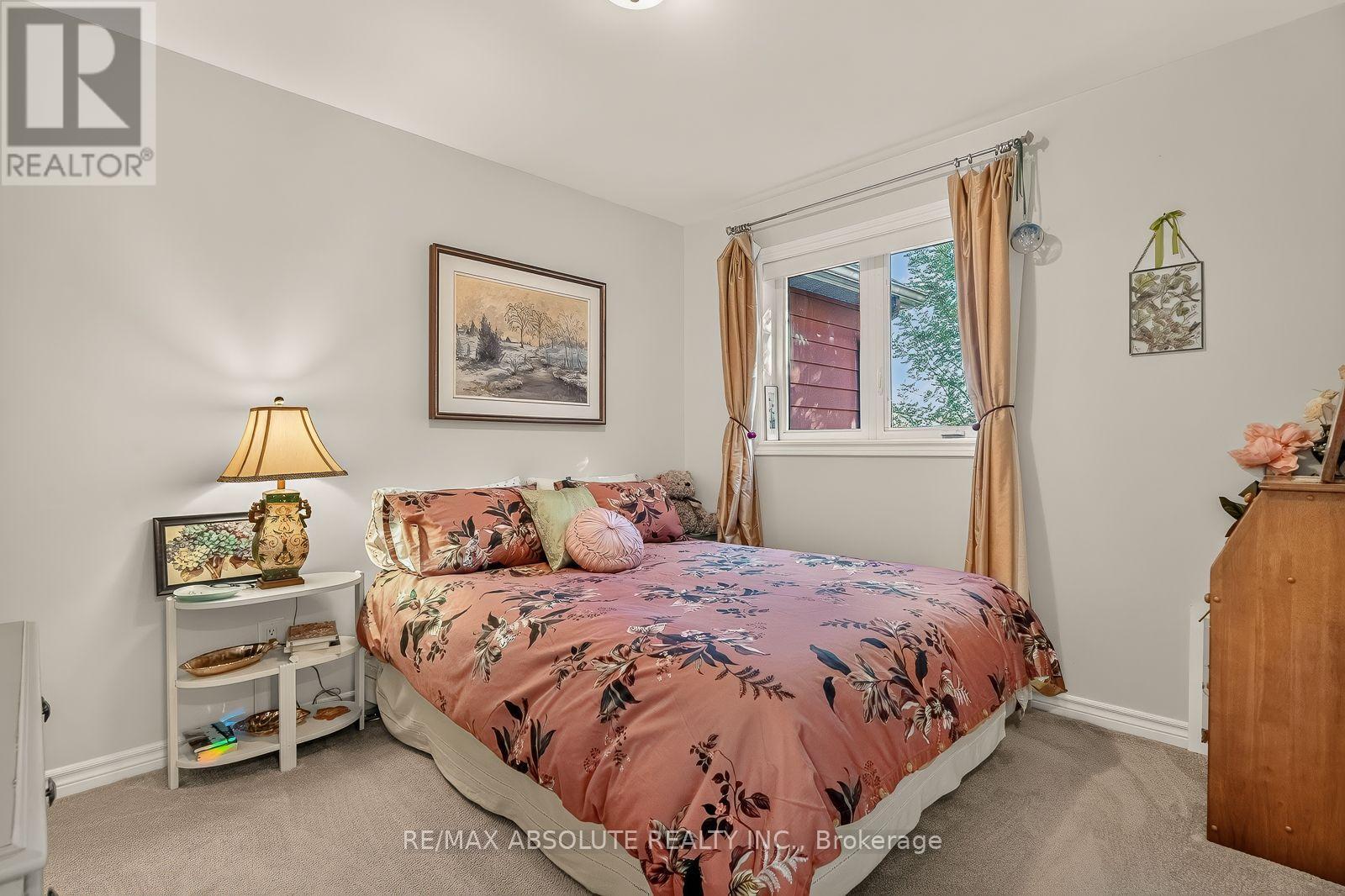 That is a queen size bed