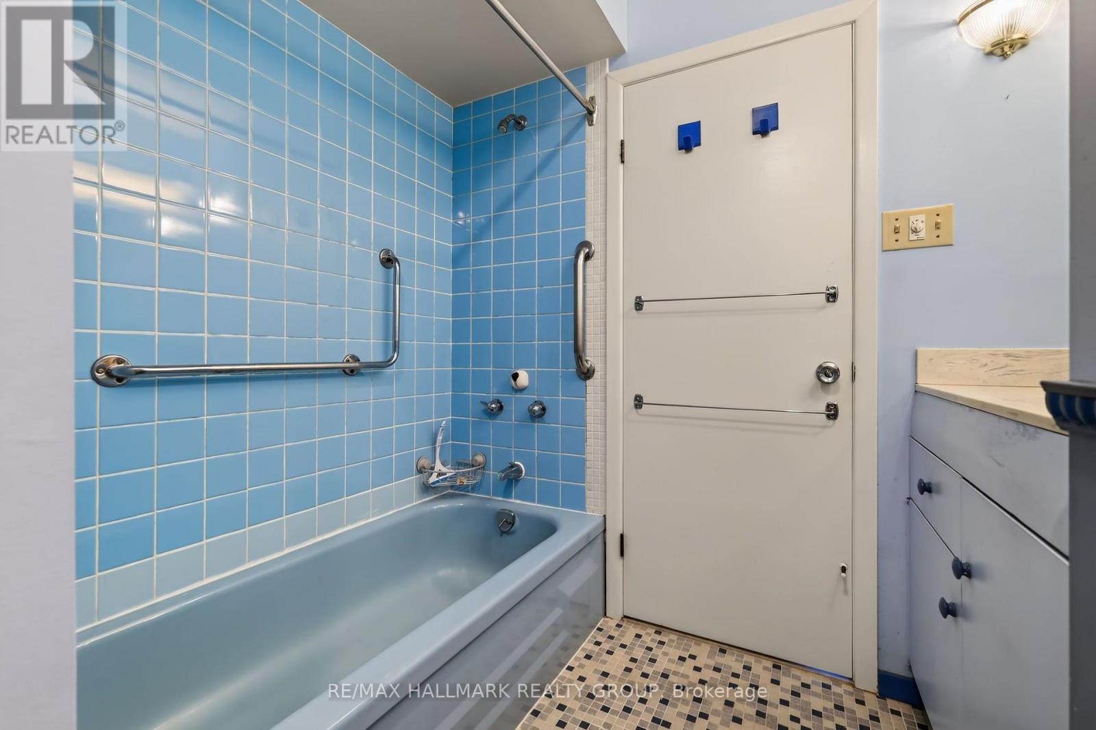 4 Bed, 3 Bath House for Sale in Ottawa – 44 SINGAL STREET, Ottawa – MLS# X14105662 - Image 26