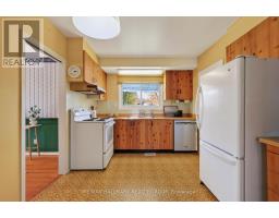 Bedroom 3 - 44 Singal Street, Ottawa, ON K2L1B9 Photo 12