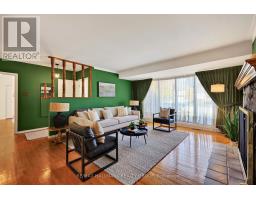 Kitchen - 44 Singal Street, Ottawa, ON K2L1B9 Photo 7