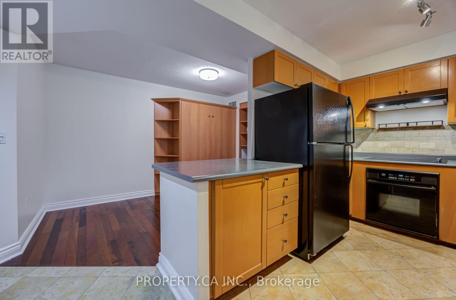 209 - 330 ADELAIDE STREET E, Toronto (Moss Park) — photo 8