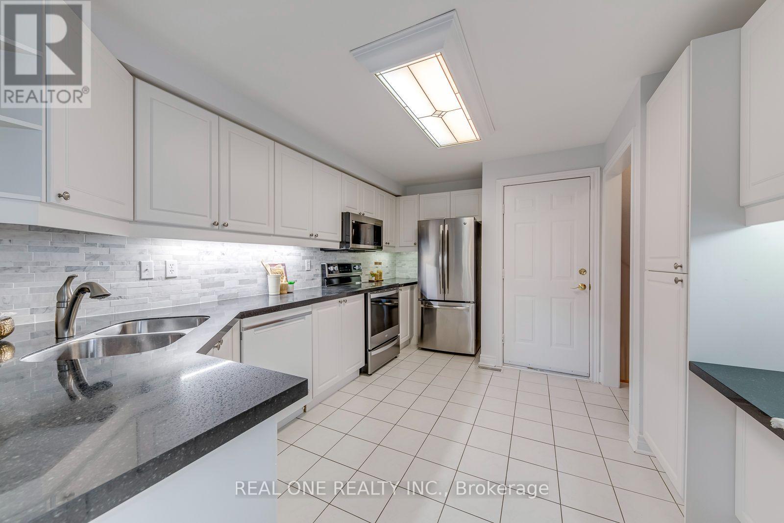 68- 2250 Rockingham Drive, Oakville, ON photo 18