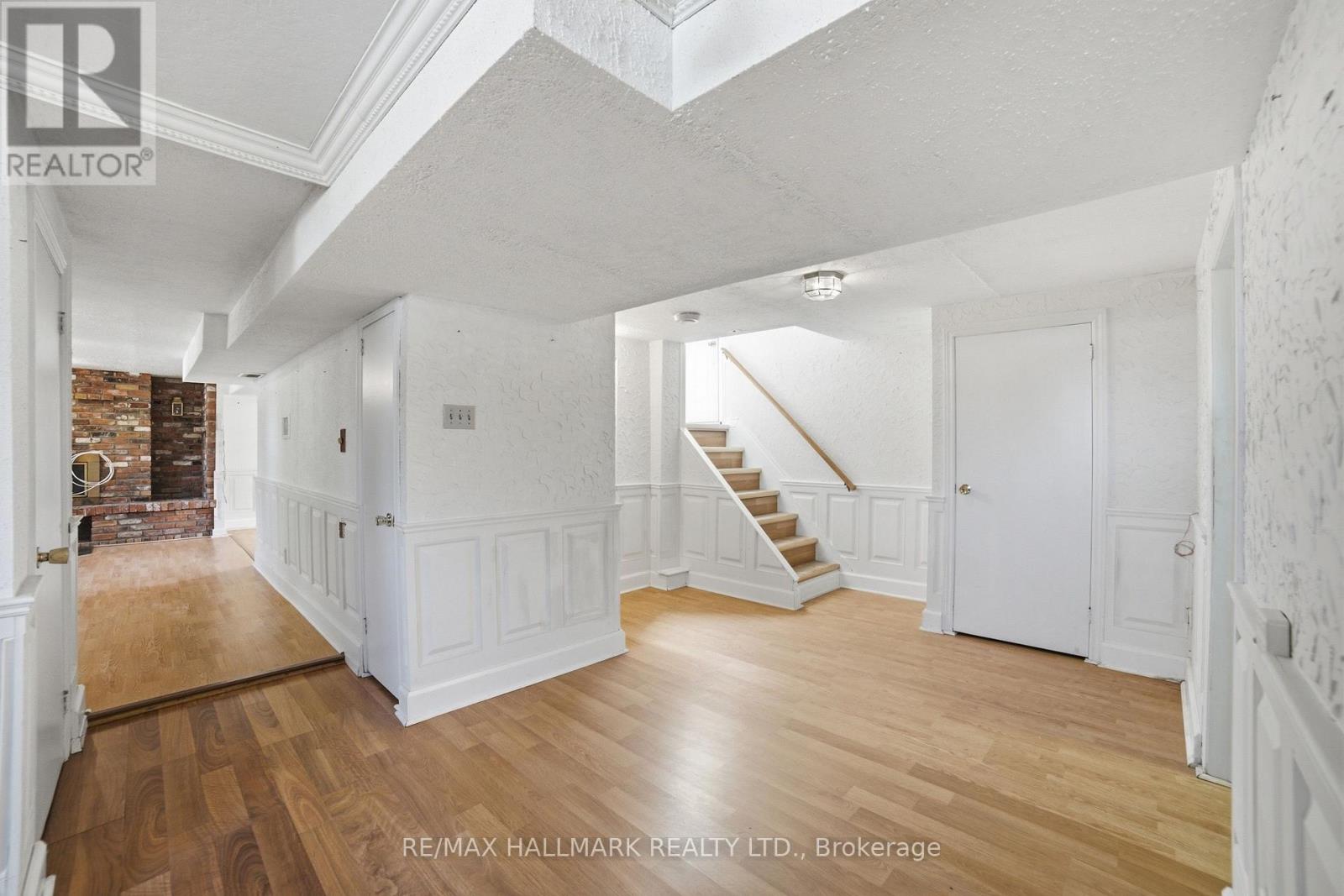 1392 Rebecca Street, Oakville, ON photo 22