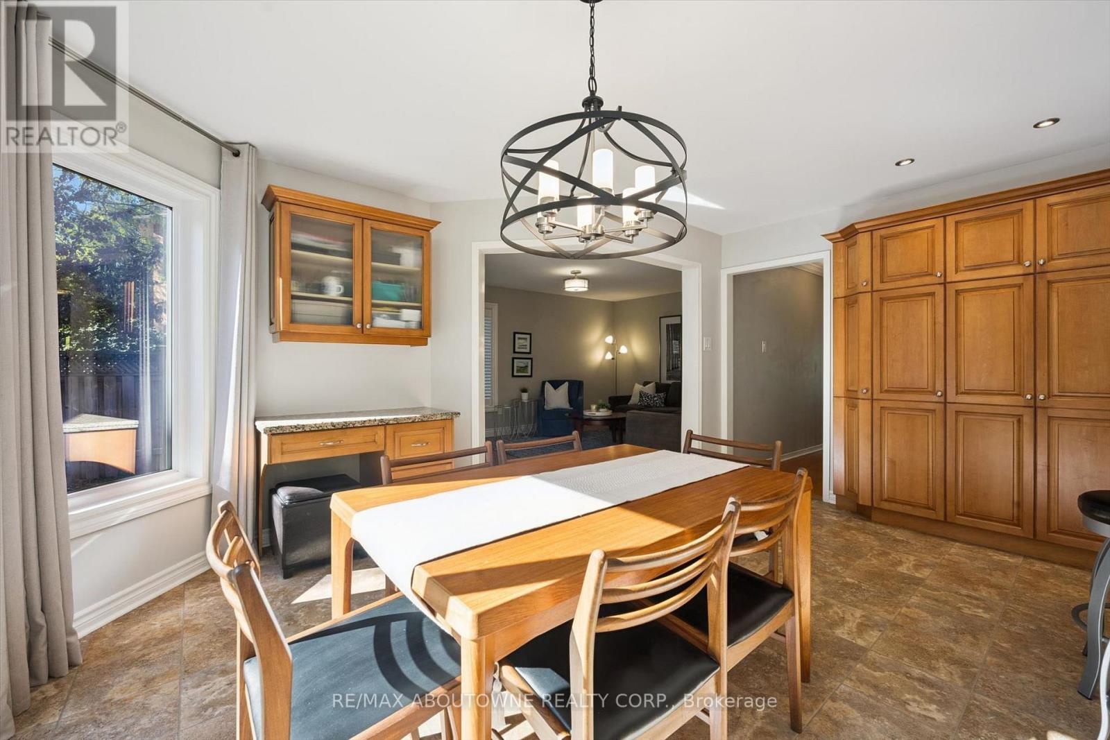 2086 Sprucedale Drive, Oakville, ON photo 17