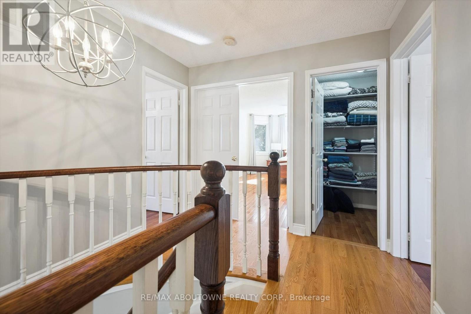 2086 Sprucedale Drive, Oakville, ON photo 20
