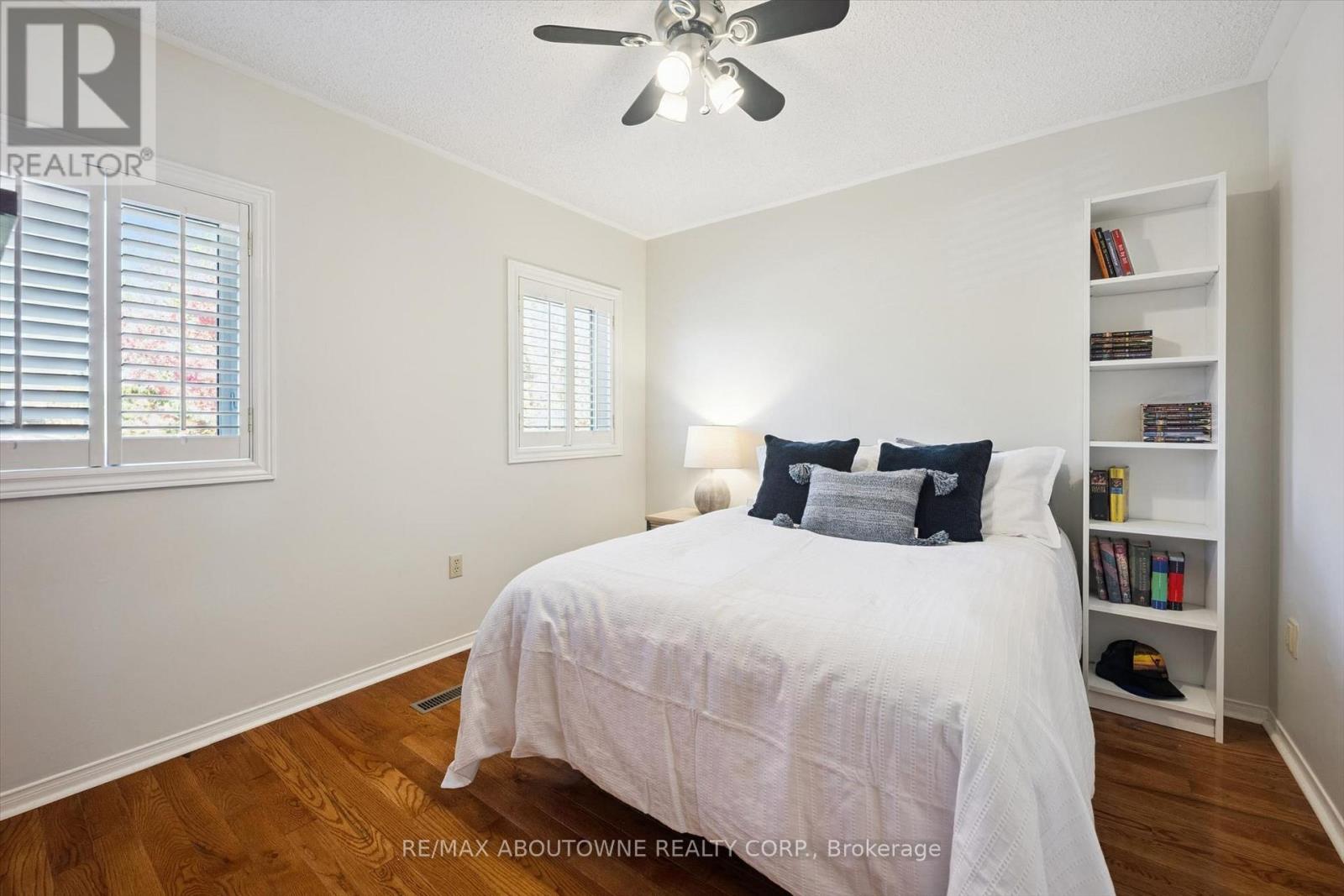 2086 Sprucedale Drive, Oakville, ON photo 30