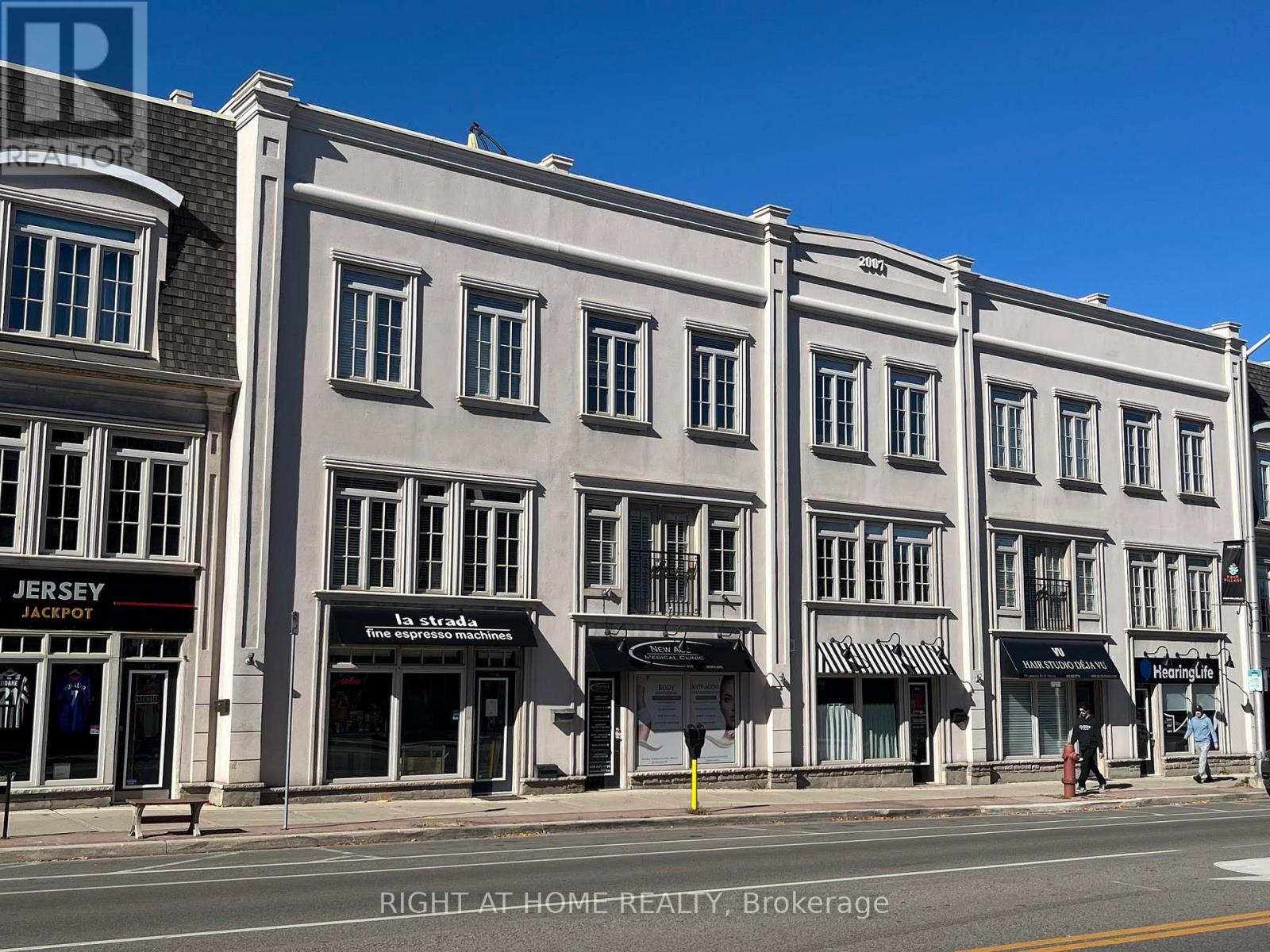 5- 121 Lakeshore Road West, Oakville, ON