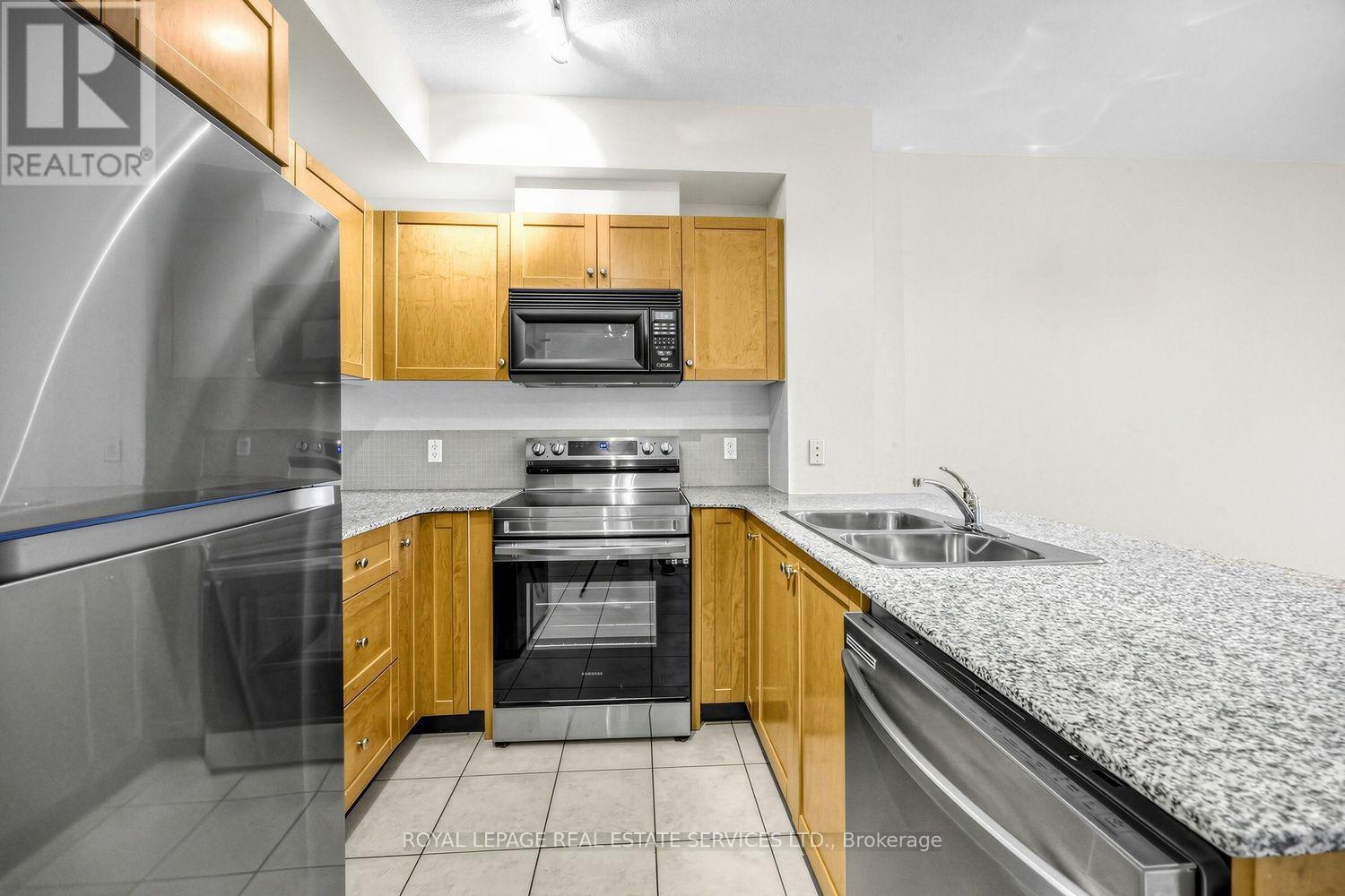 1704- 1359 Rathburn Road East, Mississauga, ON photo 11