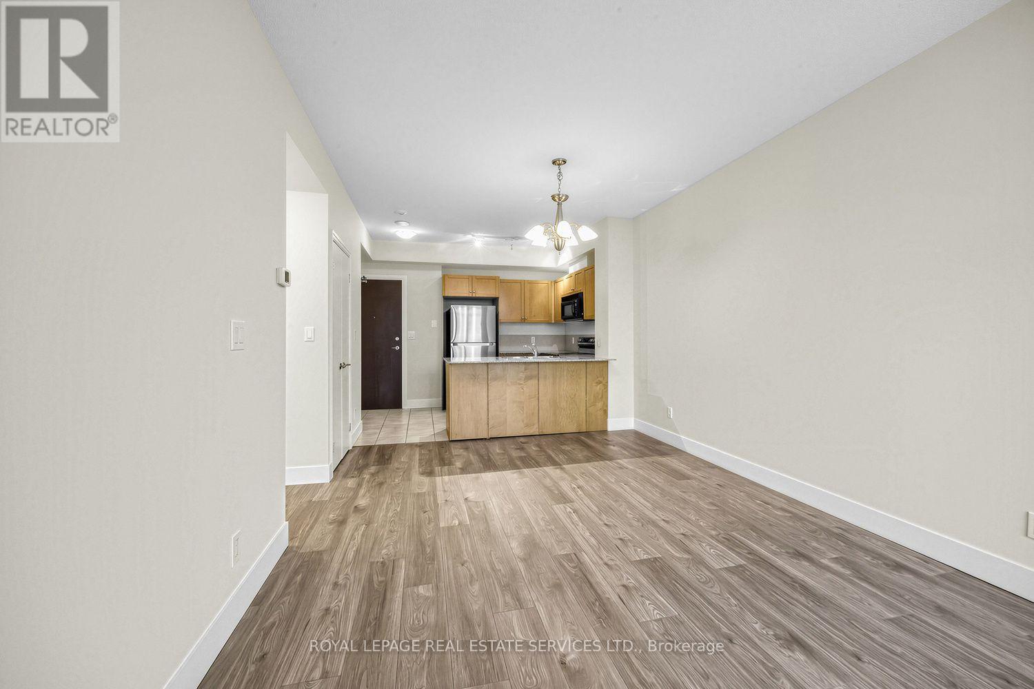 1704- 1359 Rathburn Road East, Mississauga, ON photo 6