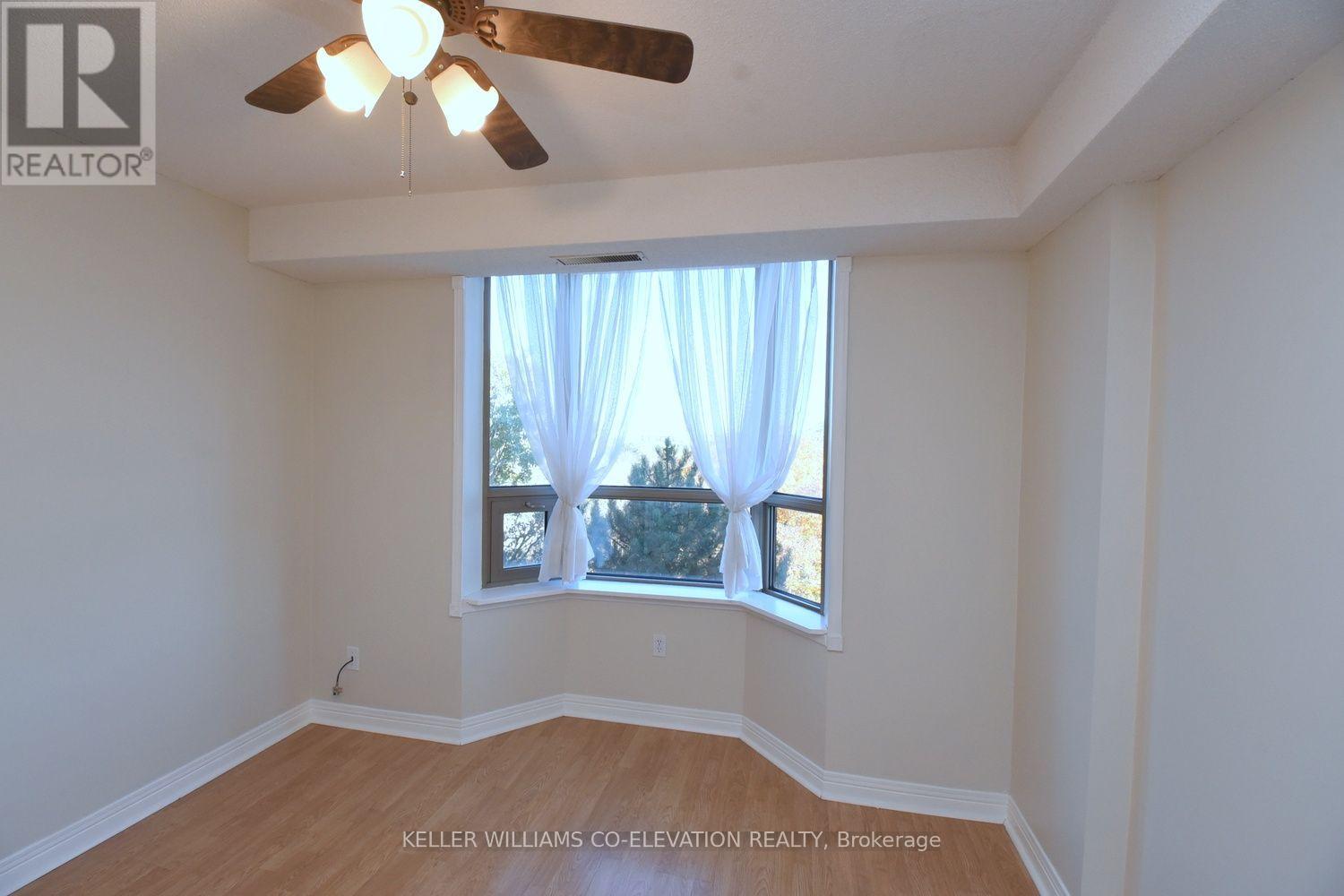 #602 6 VILLAGE GREEN BOULEVARD - 27