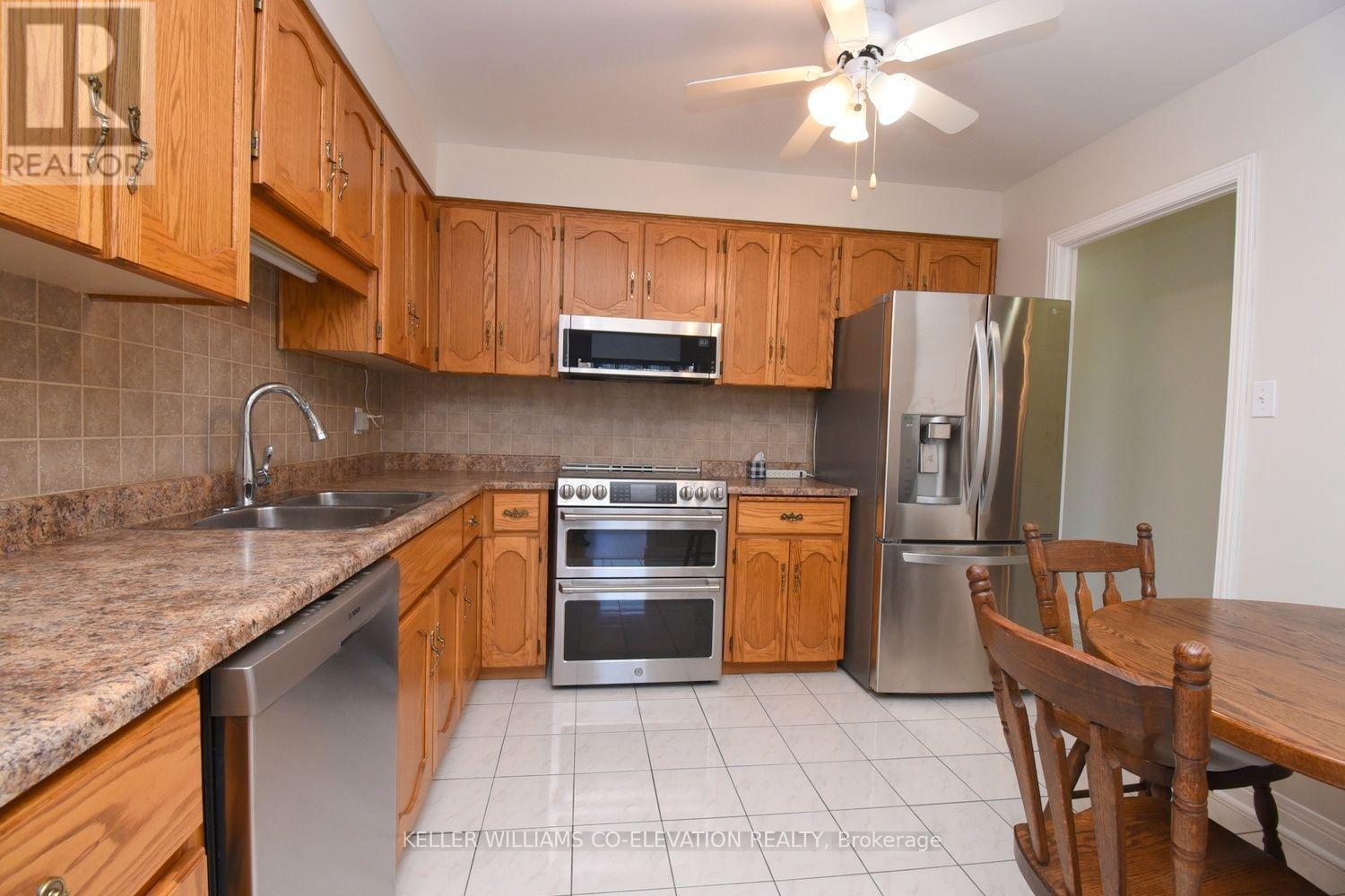 #602 6 VILLAGE GREEN BOULEVARD - 4