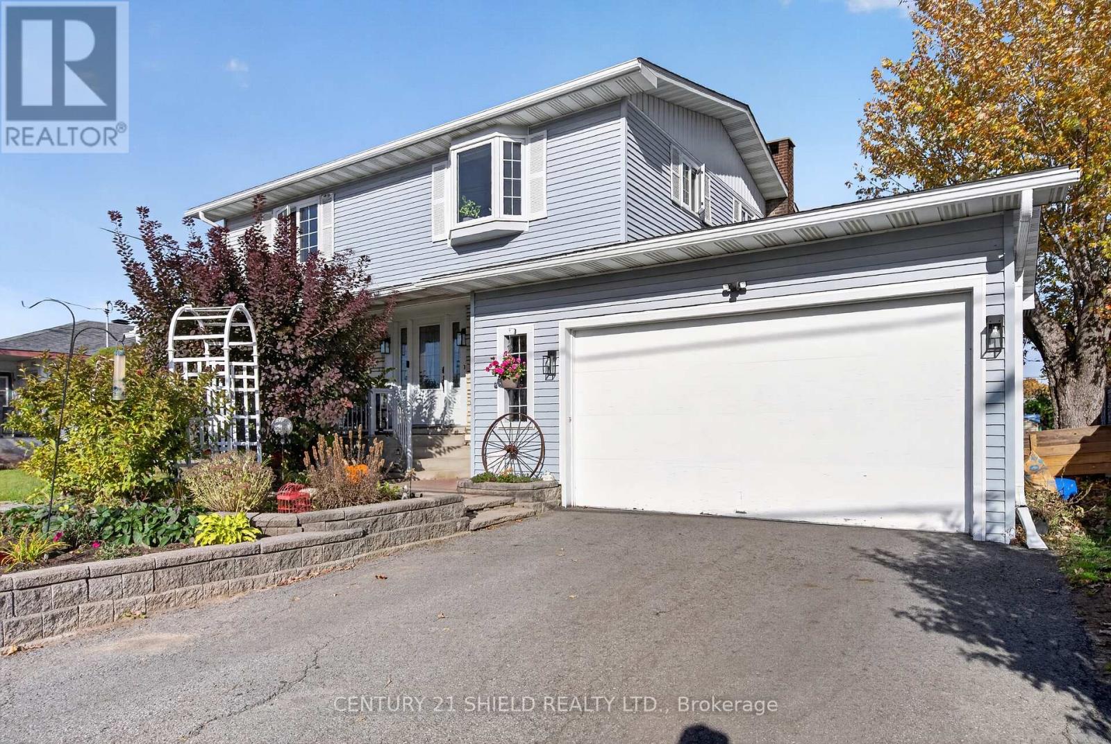 1319 AUBIN AVENUE - 1