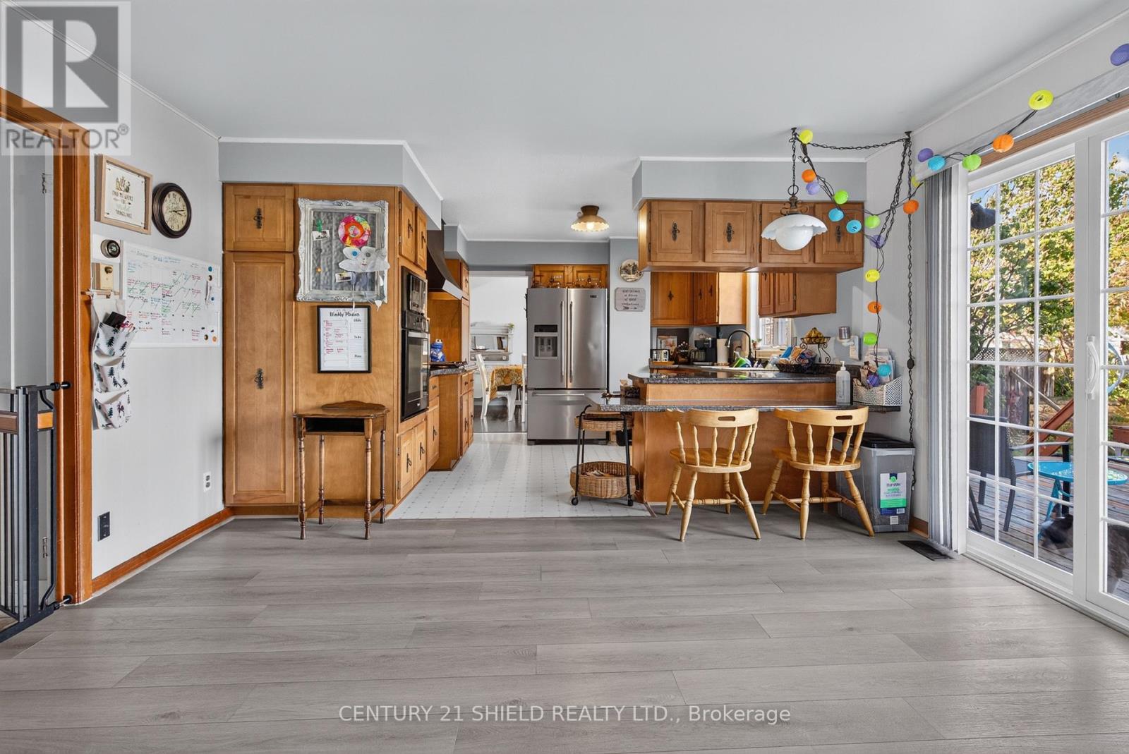 1319 AUBIN AVENUE - 12