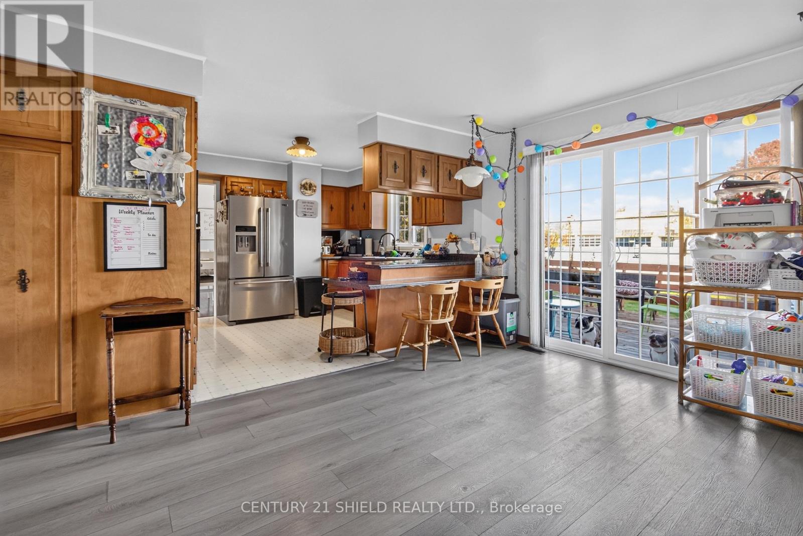 1319 AUBIN AVENUE - 13