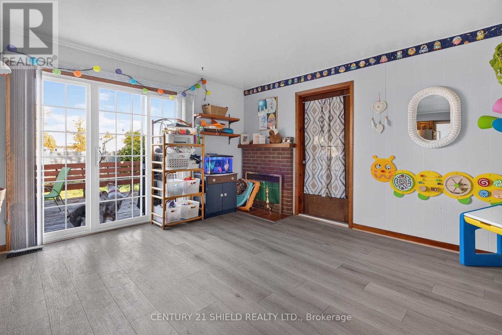 1319 AUBIN AVENUE - 14