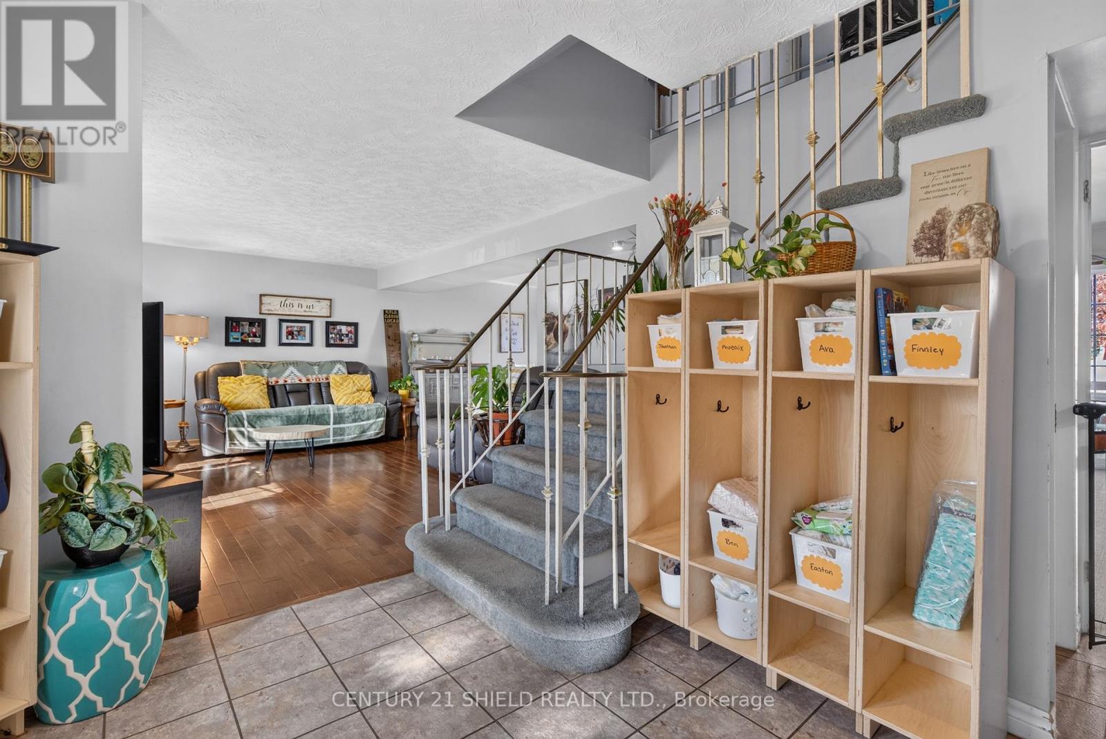 1319 AUBIN AVENUE - 16