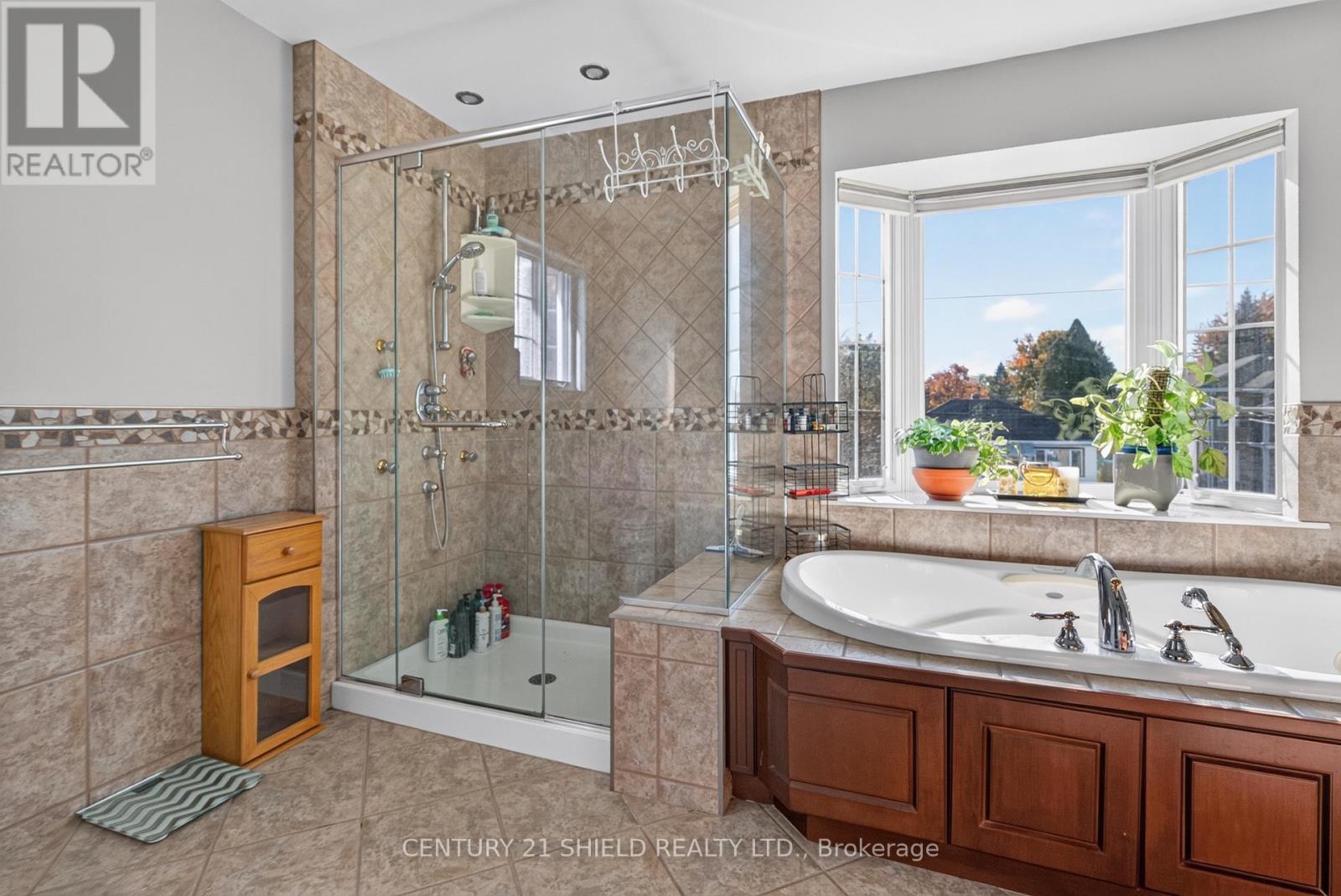 1319 AUBIN AVENUE - 23