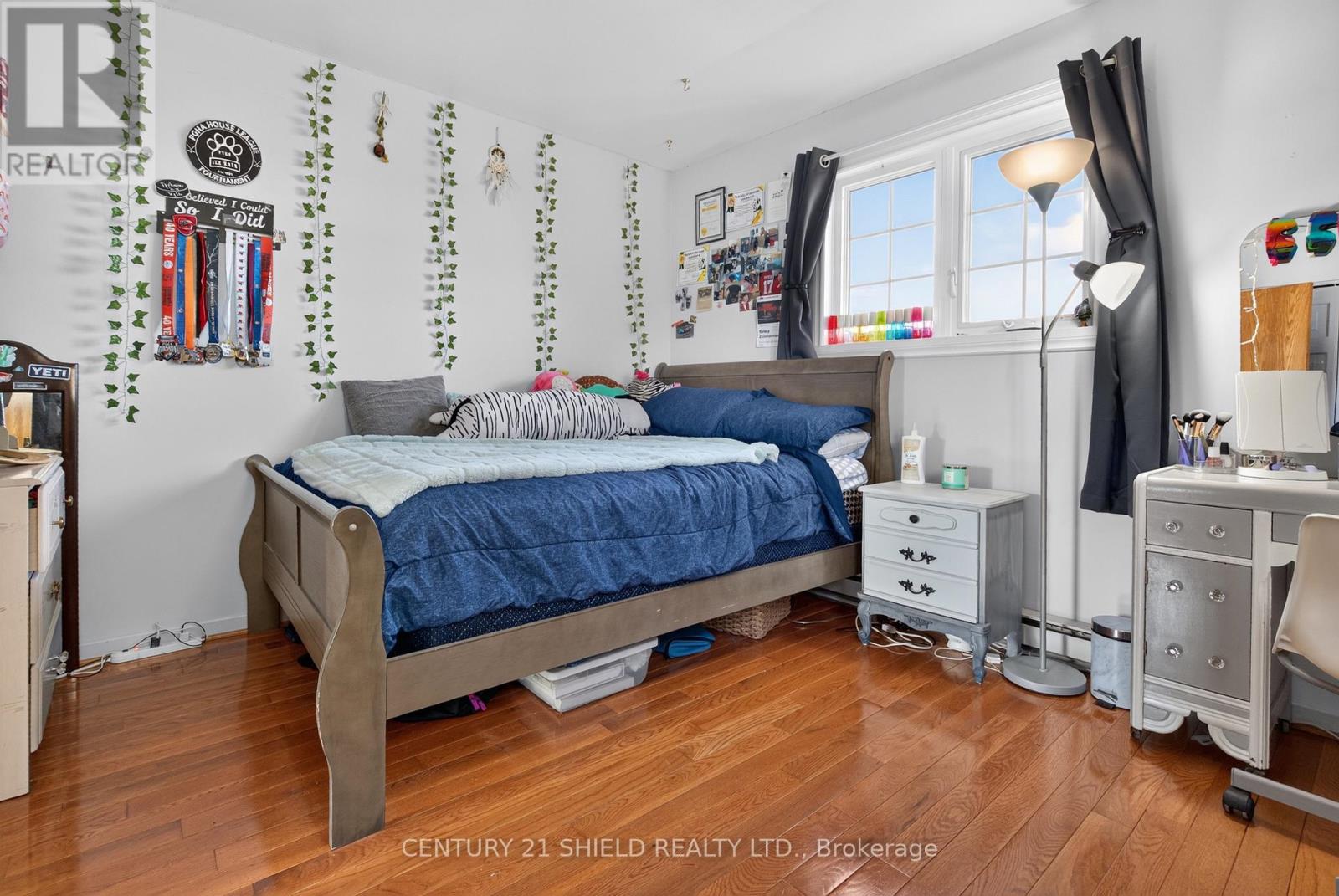 1319 AUBIN AVENUE - 27