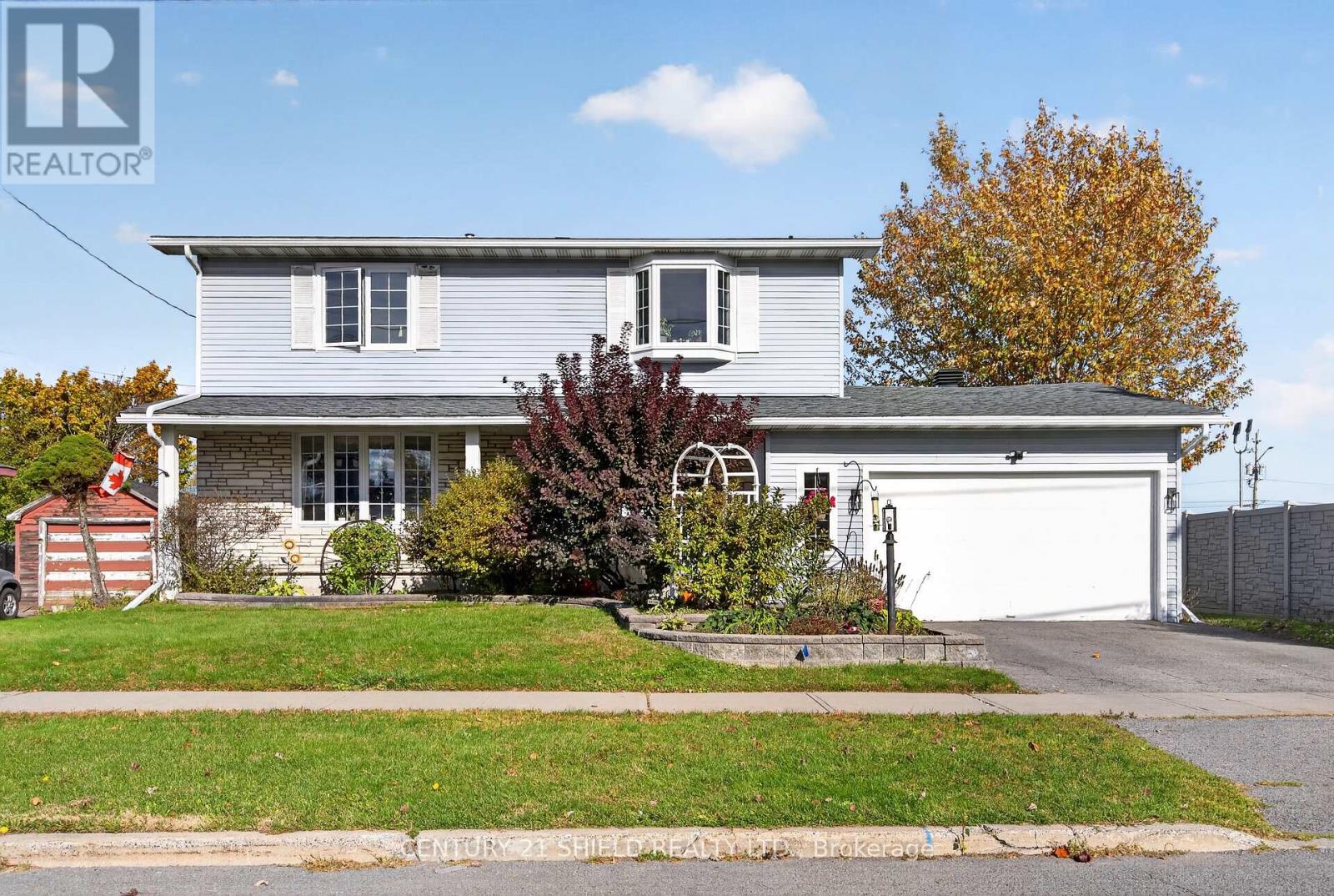 1319 AUBIN AVENUE - 3